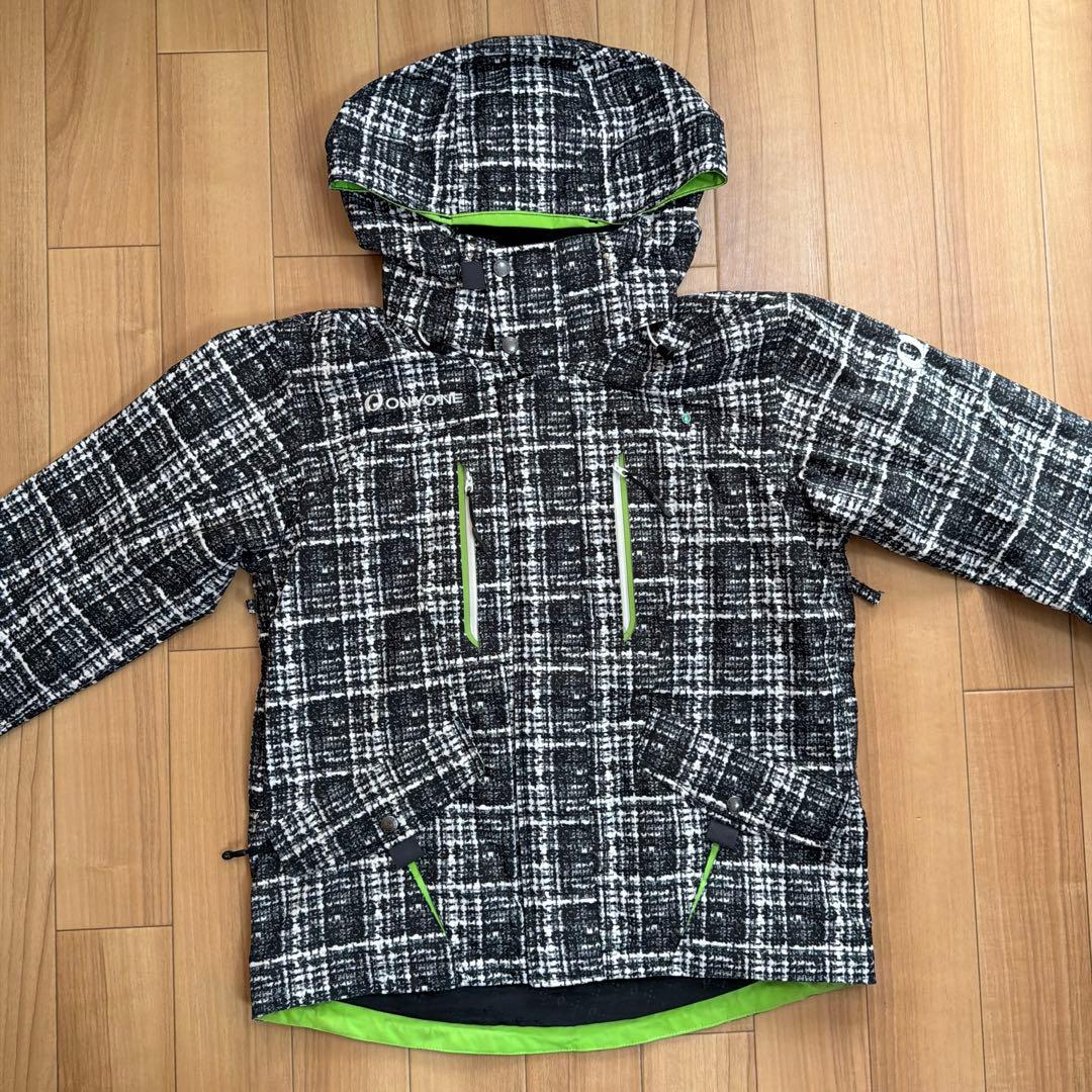 ON YONE スキーウェア　上下セット　上Sサイズ　下Mサイズ　メンズ