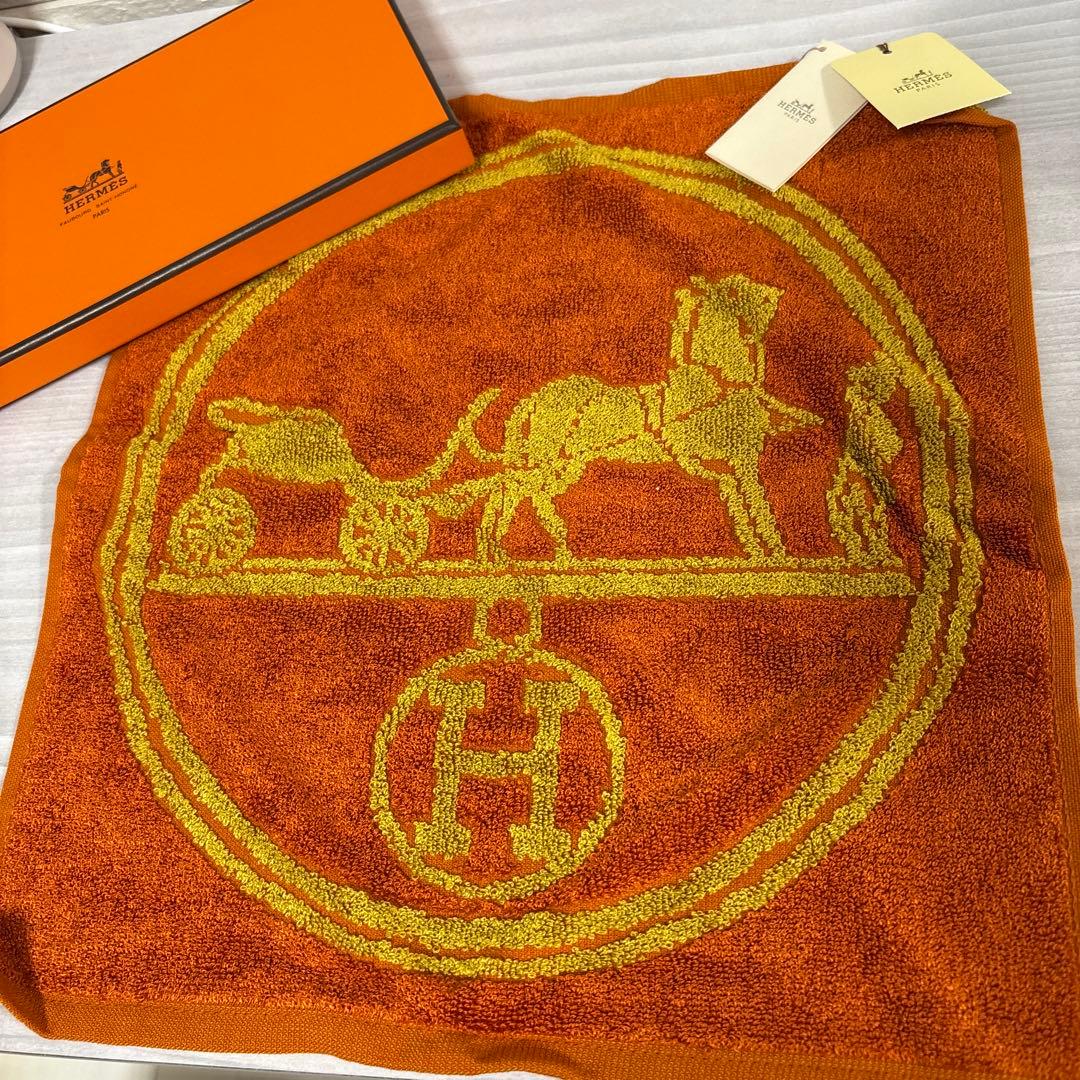エルメス　正規品　ハンカチ
