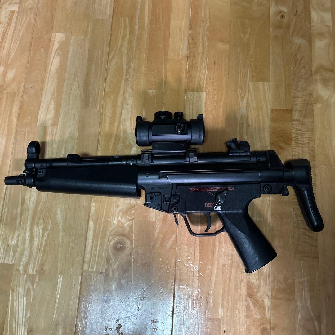 MP5 サブマシンガン 光学サイト付き マガジン4本