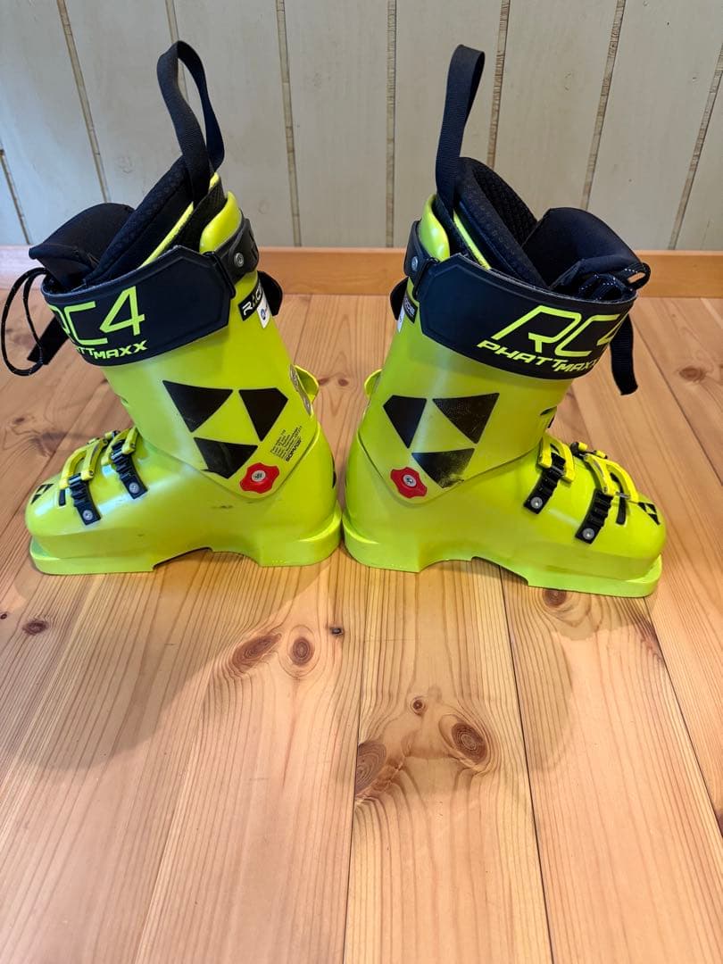 Fischer RC4 スキーブーツ　22.5cm