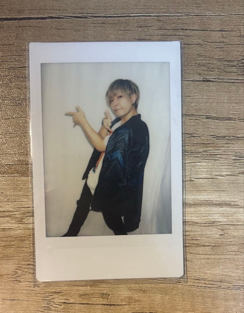 SLH Karasu Ryo チェキ