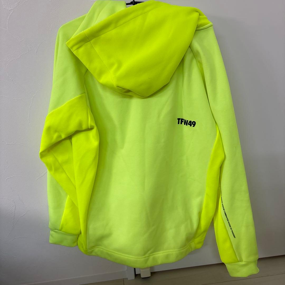 30.TFW49⭐︎パーカー