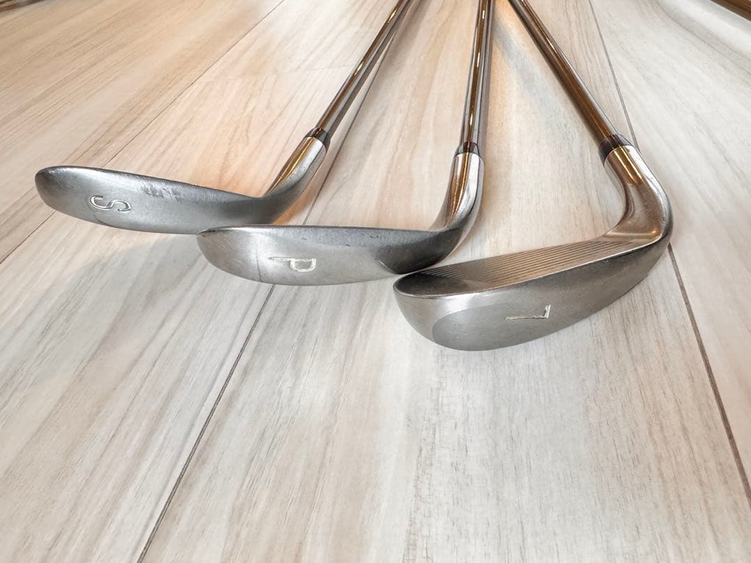 中古、美品、ONOFF アイアン ドライバー ナイキゴルフバッグセット