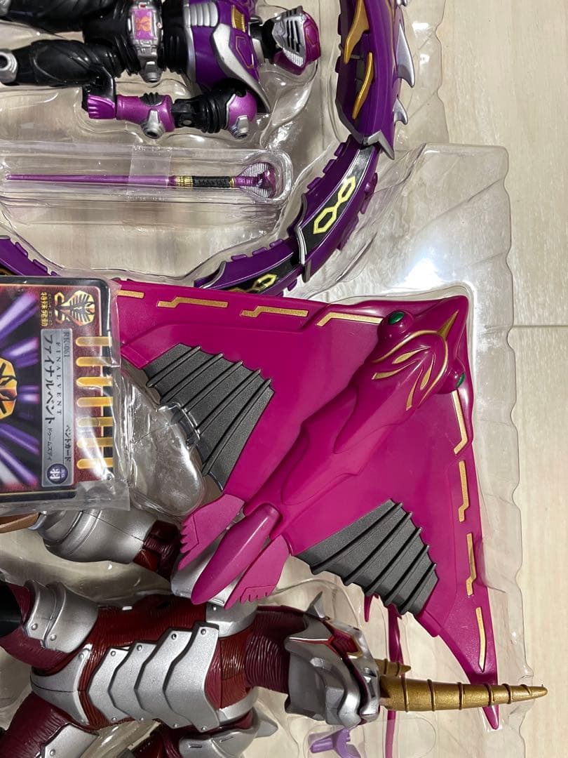 仮面ライダー 龍騎 R&M4 王蛇 ライダー&モンスターシリーズ