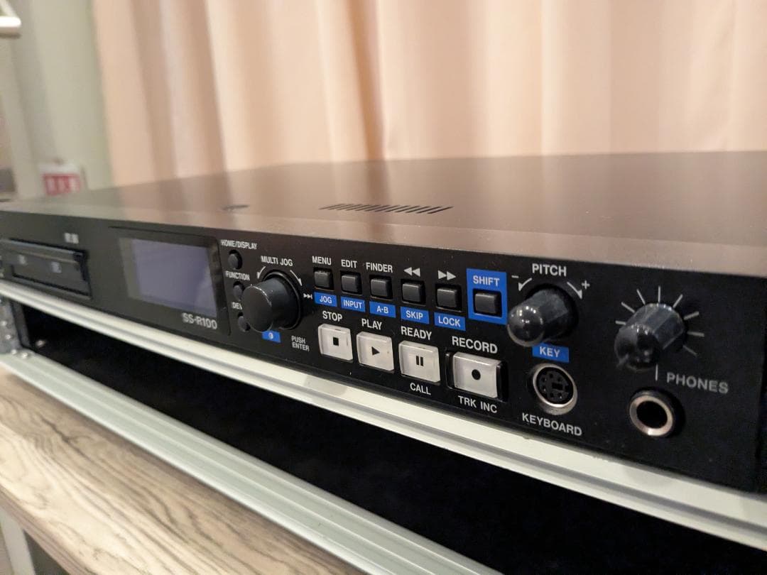 TASCAM SS-R100｜ステレオレコーダー【動作確認品】ケース付き