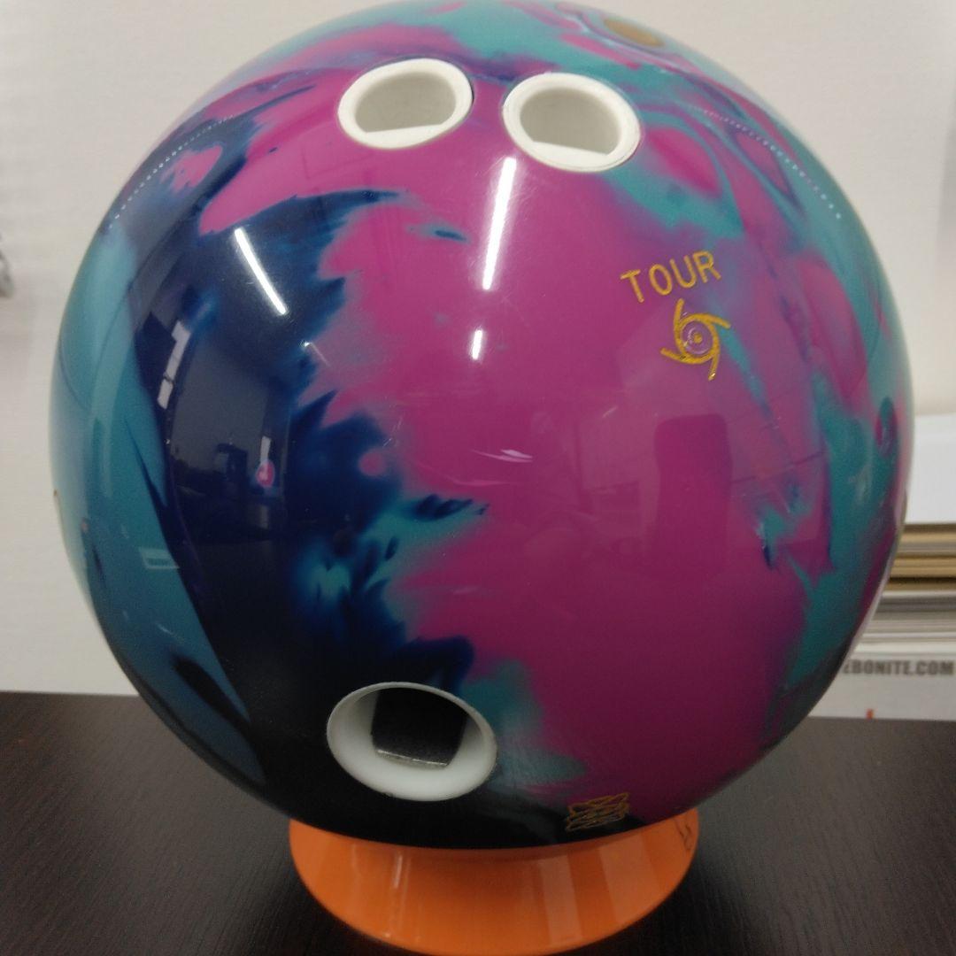 PHYSIX NEX ボウリングボール 14p2oz～14p4ozです。