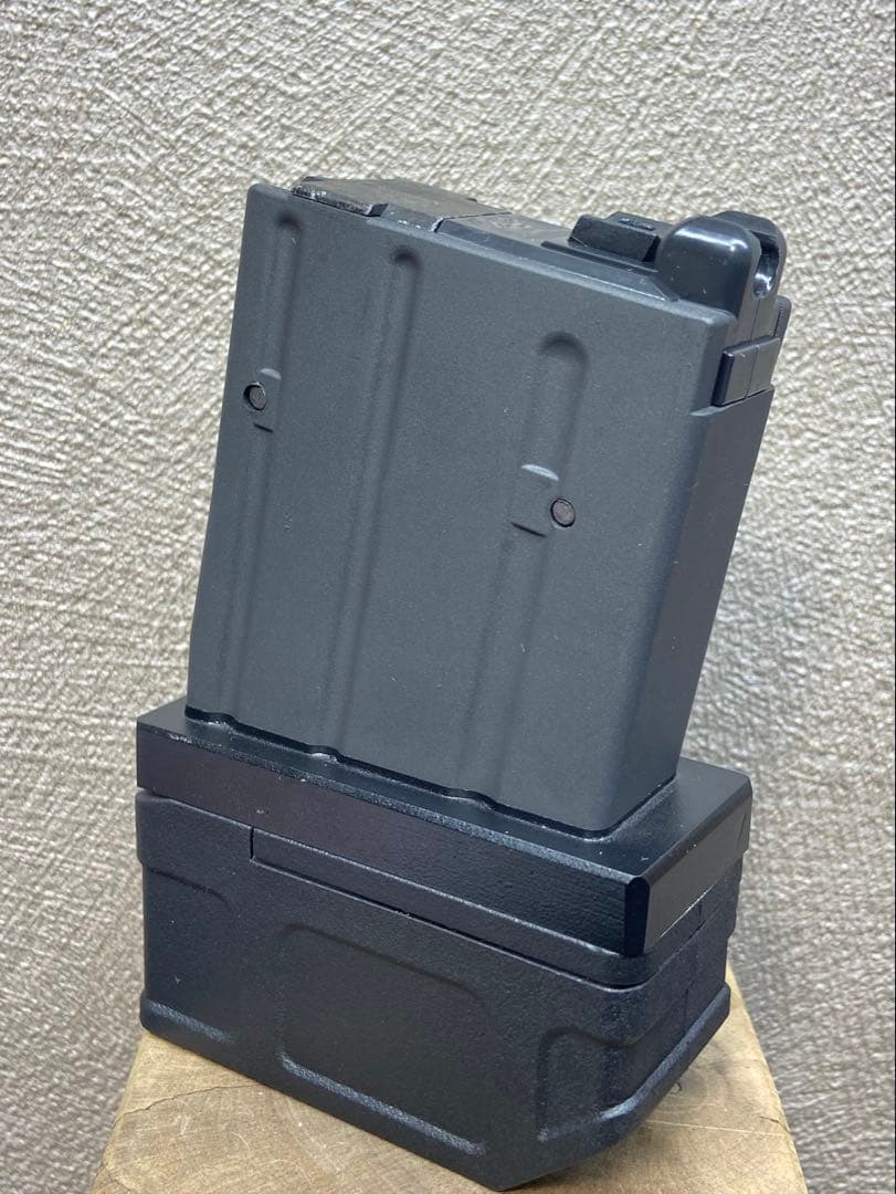 R7-09 東京マルイ GBB M4 マガジンアダプター 外部ソース仕様