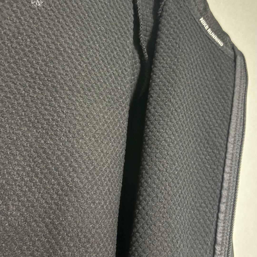 M 新品 ナイキ ランニングジャケット スフィア 防寒 サーマ ウィンドブレーカ