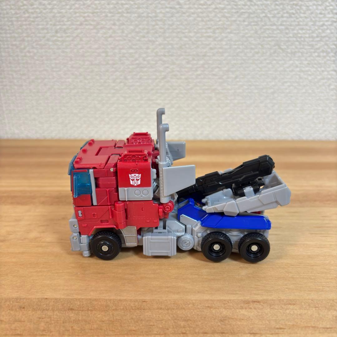 トランスフォーマー フィギュアセット& インシグニアリングセット