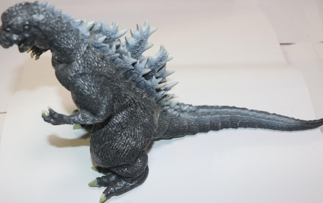 ゴジラ（１９５４年版）フィギャー　全高：約２６㎝　完成品　中古品