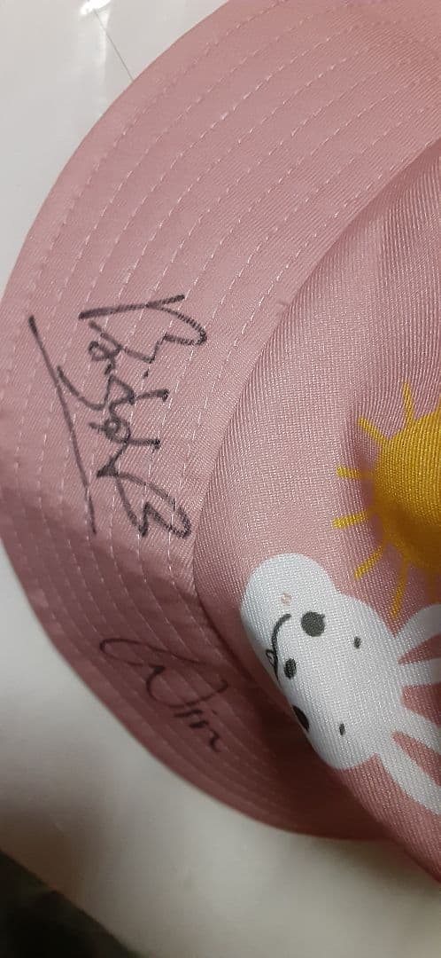 ロリエイベント帽子　直筆サイン　brightwin