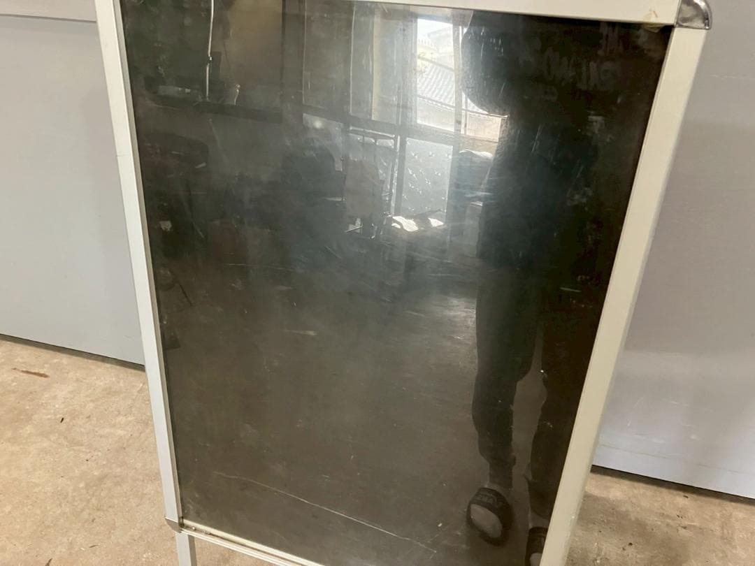 ポスターパネルスタンド ポスタースタンド 置き型看板 自立看板 RW9