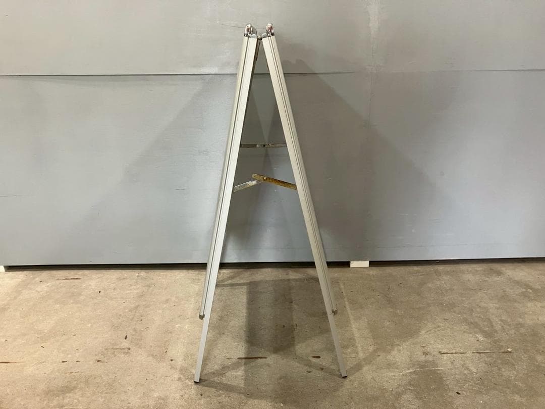 ポスターパネルスタンド ポスタースタンド 置き型看板 自立看板 RW9