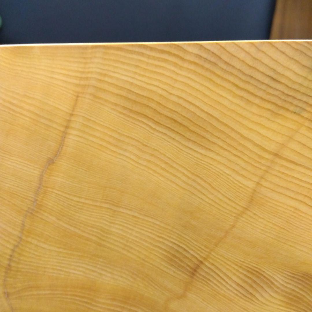 【国産　本榧　4寸碁盤　脚なし　木表】