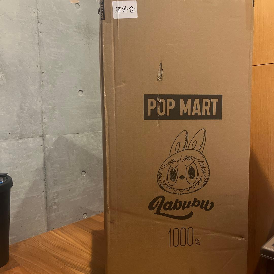 【衝撃赤字】MEGA LABUBU 1000% WINTER HOLIDAY