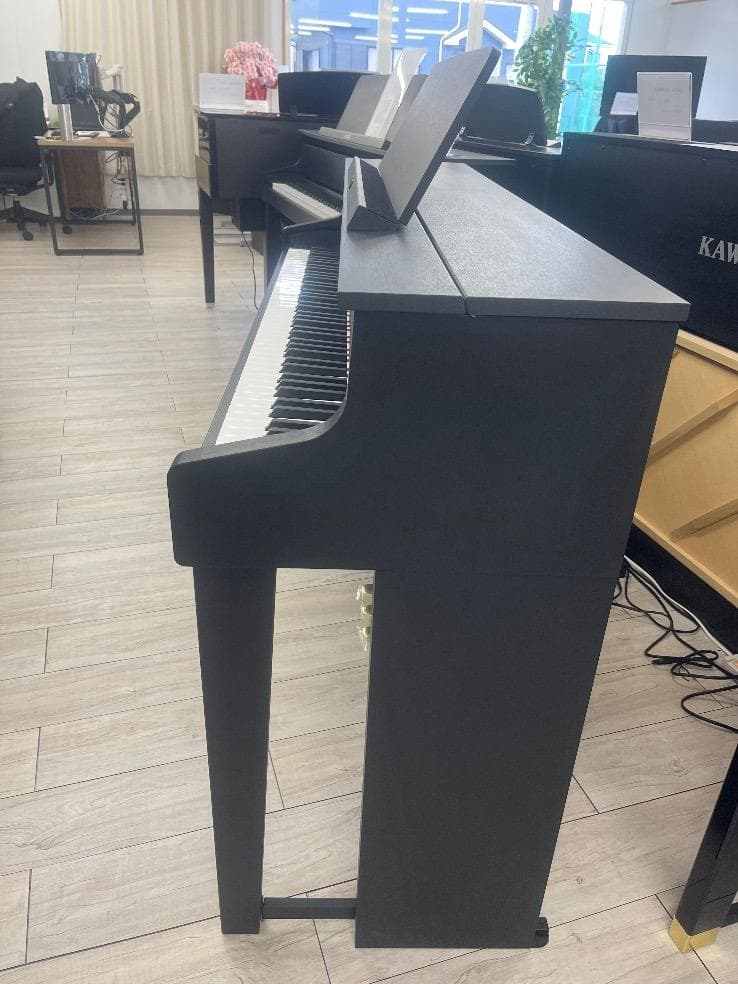 ★77109【電子ピアノ】CASIO　GP310BK　24年製