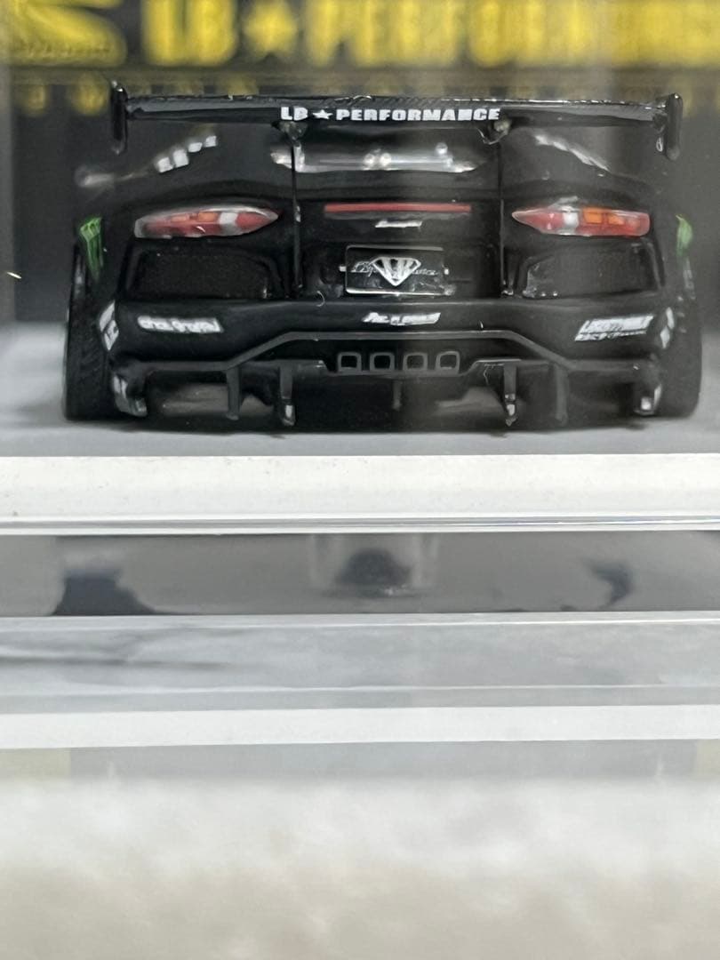リバティーウォークLB★WORKS ランボルギーニアヴェンタドール.モンスター