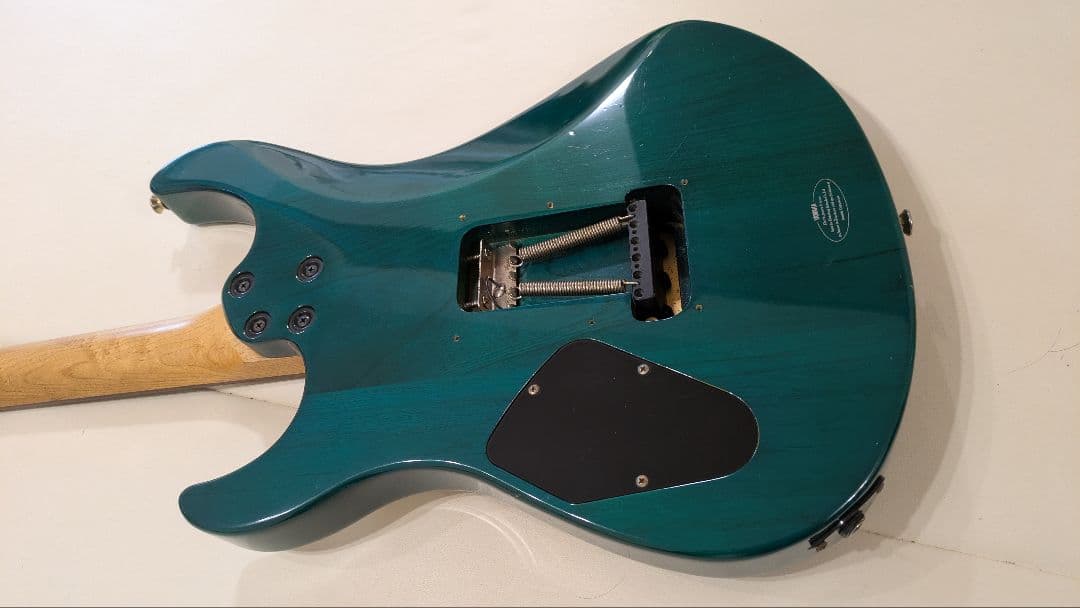 ギター Yamaha Pacifica 812WX