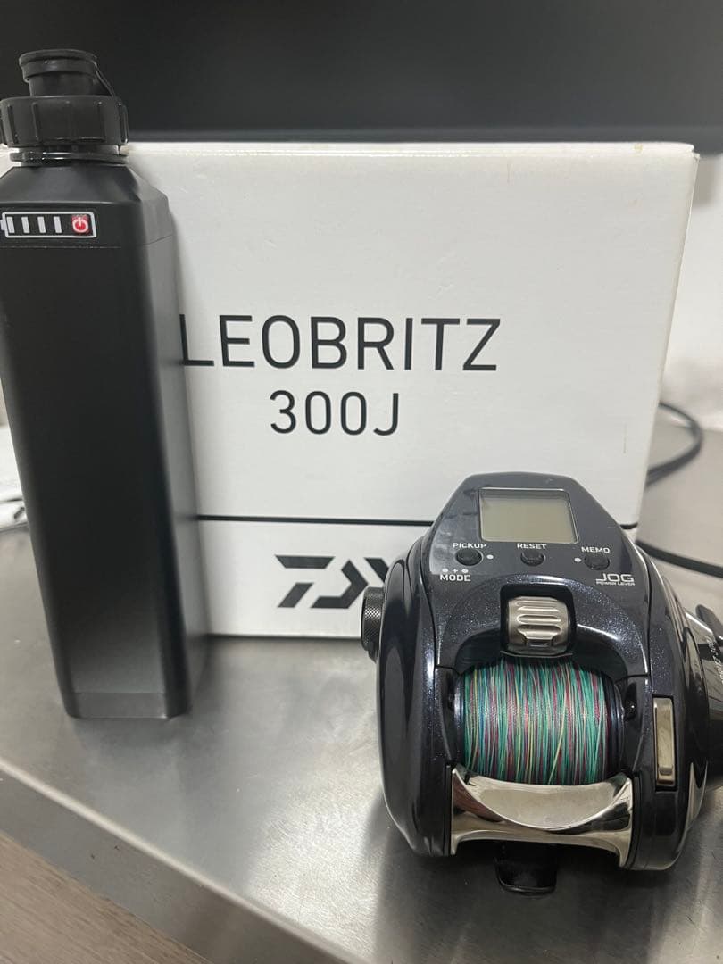 【ほぼ新品・値下げ交渉あり】ダイワ レオブリッツ300J 電動リール