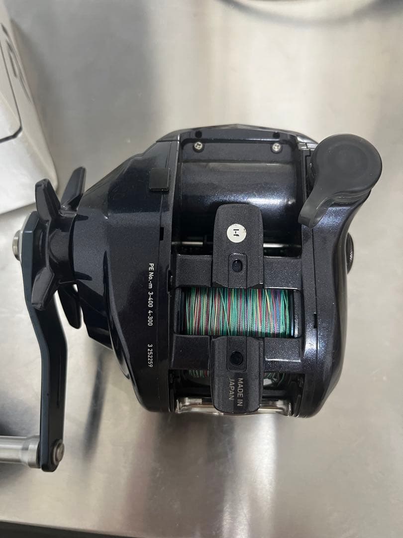 【ほぼ新品・値下げ交渉あり】ダイワ レオブリッツ300J 電動リール