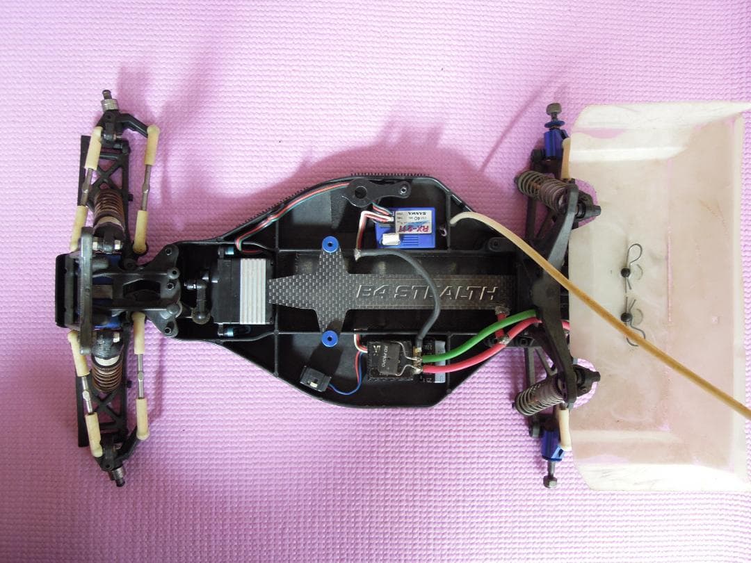 アソシエイテッド　RC10B4