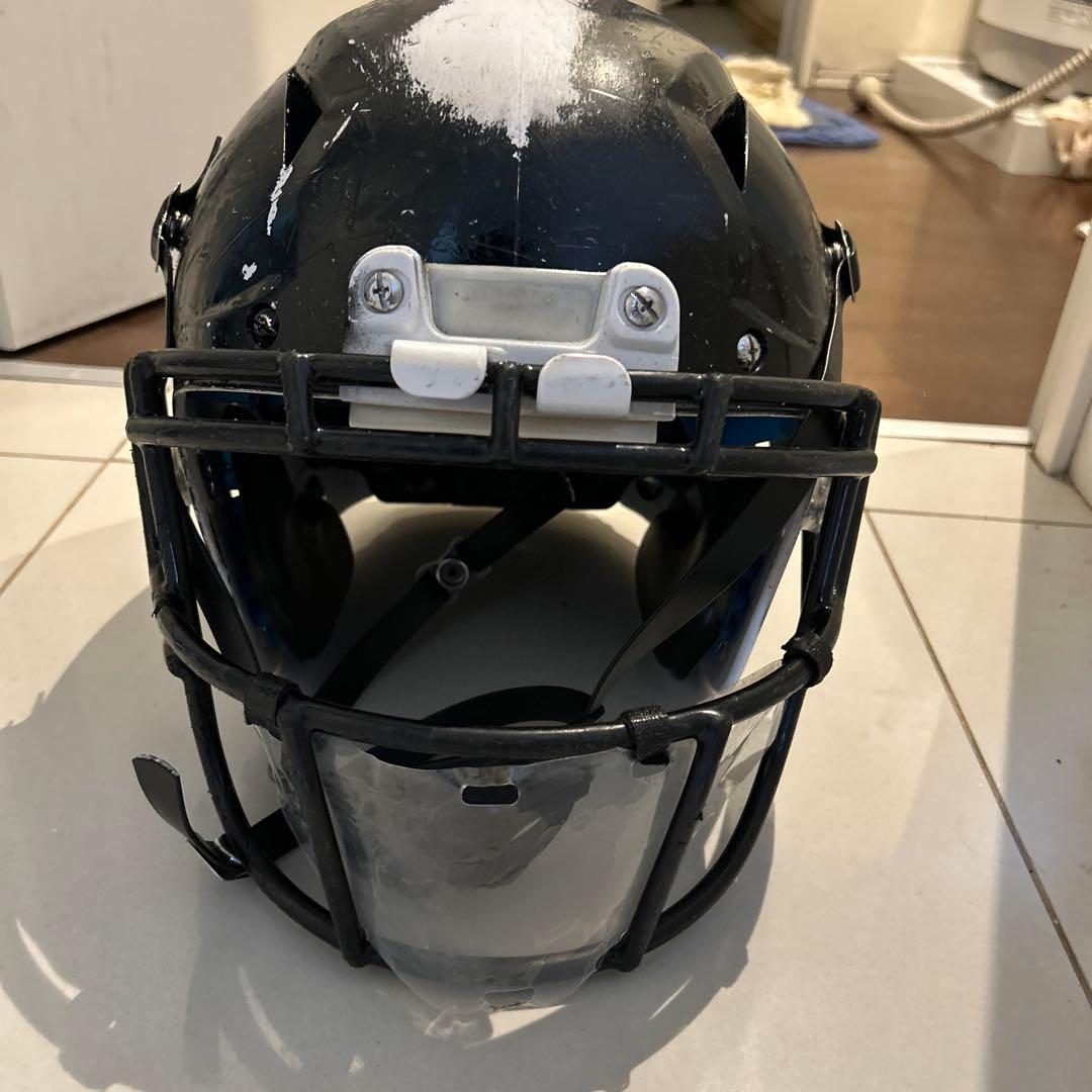 アメリカンフットボール ヘルメット 黒