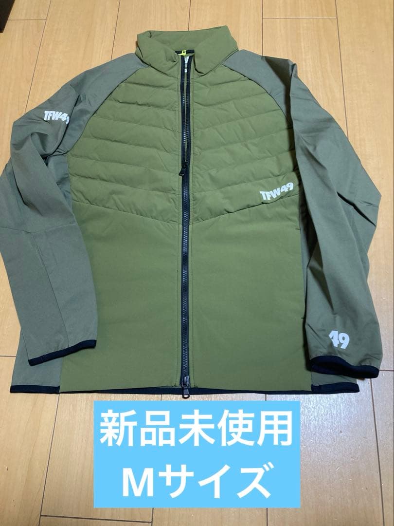 新品未使用 MサイズTFW49 カーキ ゴルフ ジャケット 防寒 ダウン 秋冬