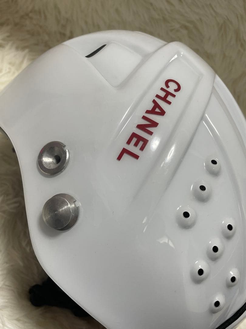 希少　CHANEL シャネル ヘルメット IDENTIFICATION 白