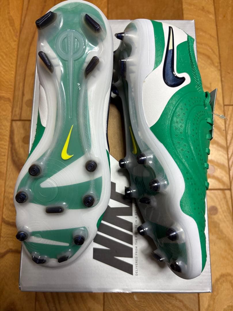 新品　大特価　限定品　ナイキ　レジェンド 10 エリート FG LV8 26cm