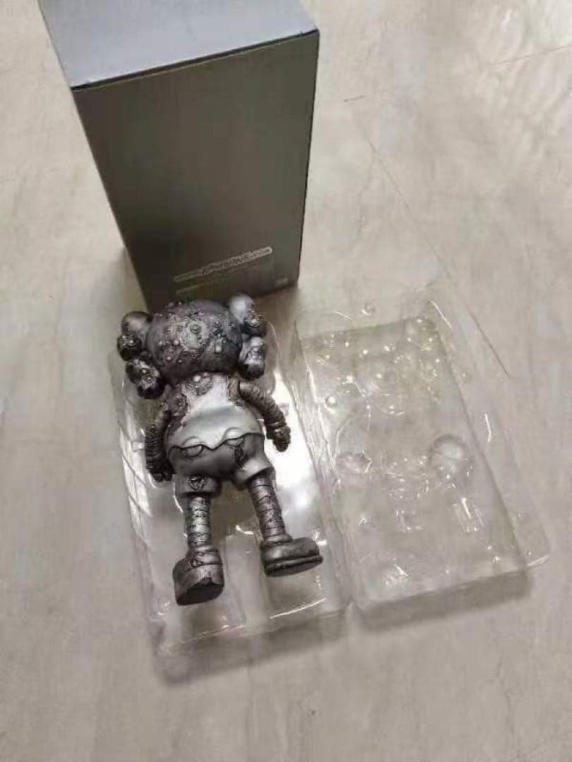 KAWSTOY KAWSクン/KAWS PUSHED COMPANION