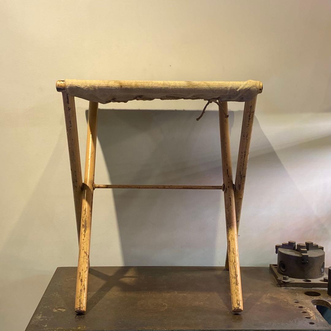 座面がキャンバス地のフォールディングチェア 折りたたみ椅子 アンティーク