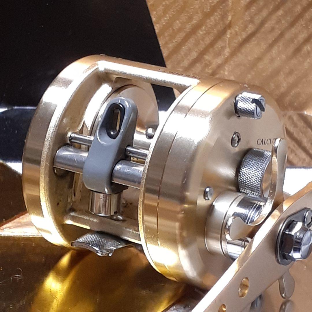 シマノ カルカッタ 小船 401 ベイトリール タイラバ ジギング 美品