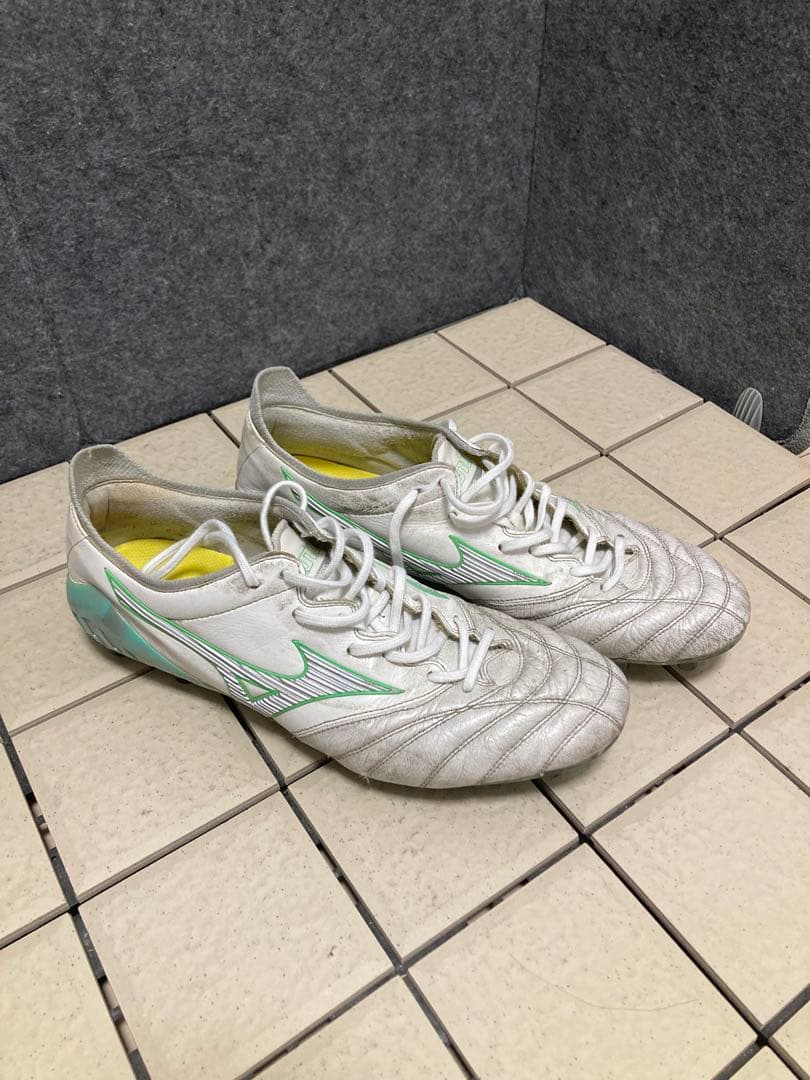 ミズノ モレリアネオ3 サイズ28センチ