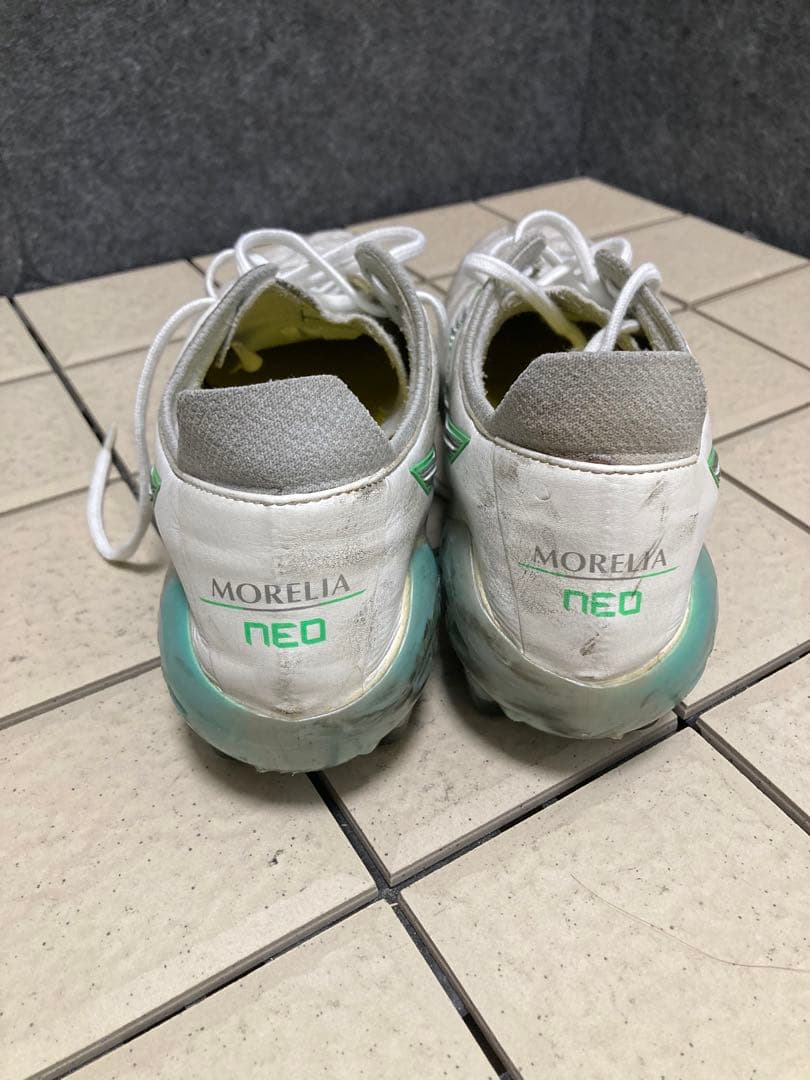 ミズノ モレリアネオ3 サイズ28センチ