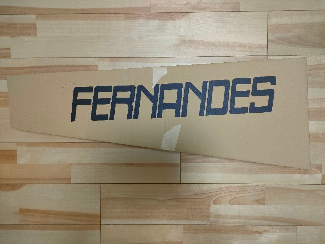 【ほぼ新品】フェルナンデス　ZO-3 ピカチュウギター