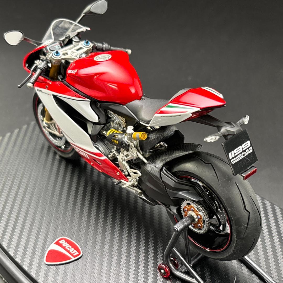 ドゥカティ 1199 パニガーレS トリコローレ（1/12組立完成品）