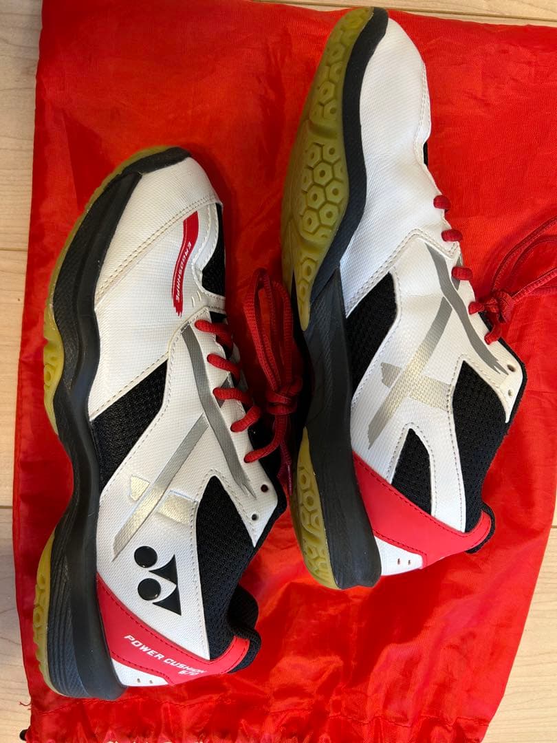 【セット】YONEX バドミントンラケット＆シューズ