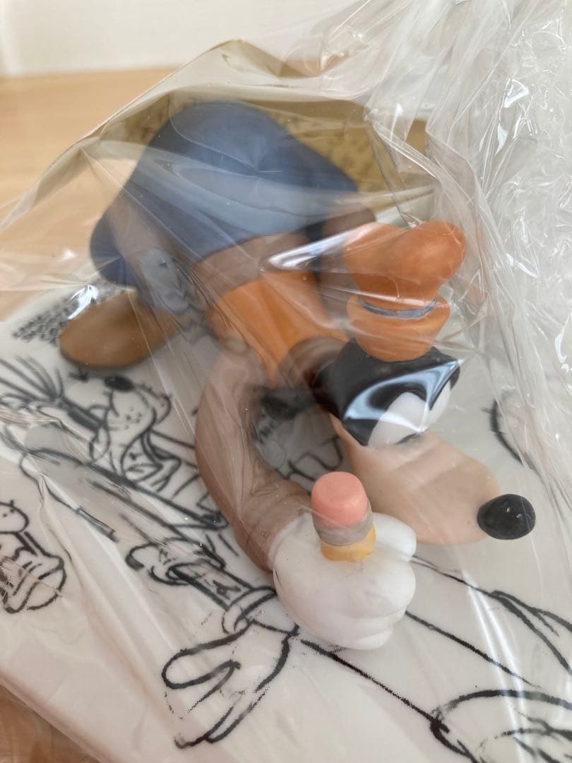 【未使用】グーフィー モデルシートフィギュアシーン限定モデル／陶器製／箱付き