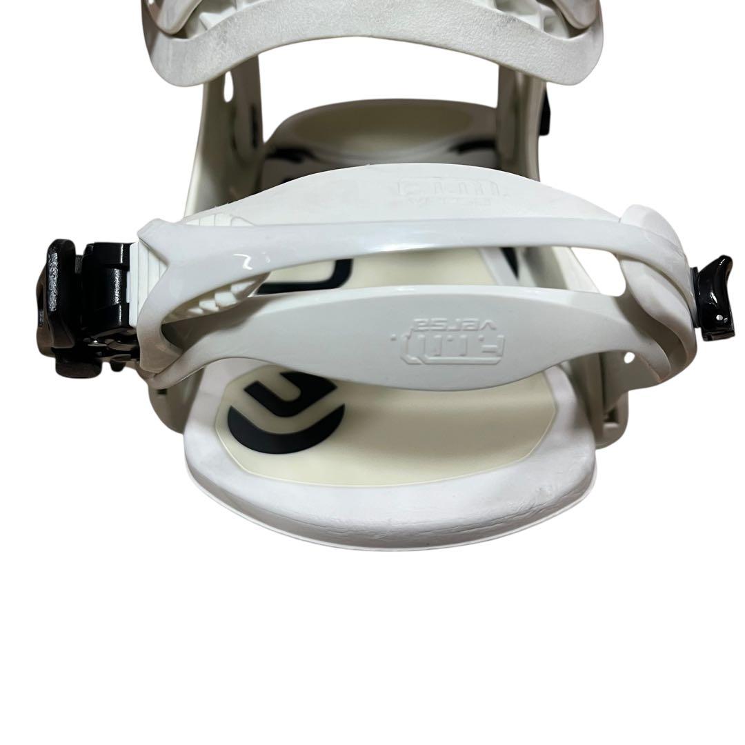 【極美品】FLUX DS 21-22年モデル ホワイト ブラック 廃盤カラー