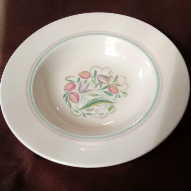 イギリス ス—ジ—•ク—パ― ス—プ皿 「ドレスデンスプレー」