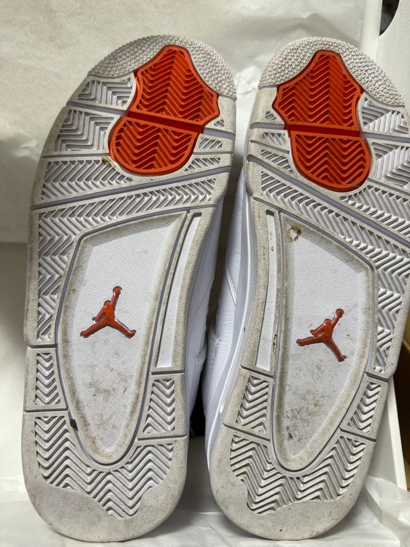 ナイキ NIKE エアジョーダン4 AJ4 ホワイト×オレンジ