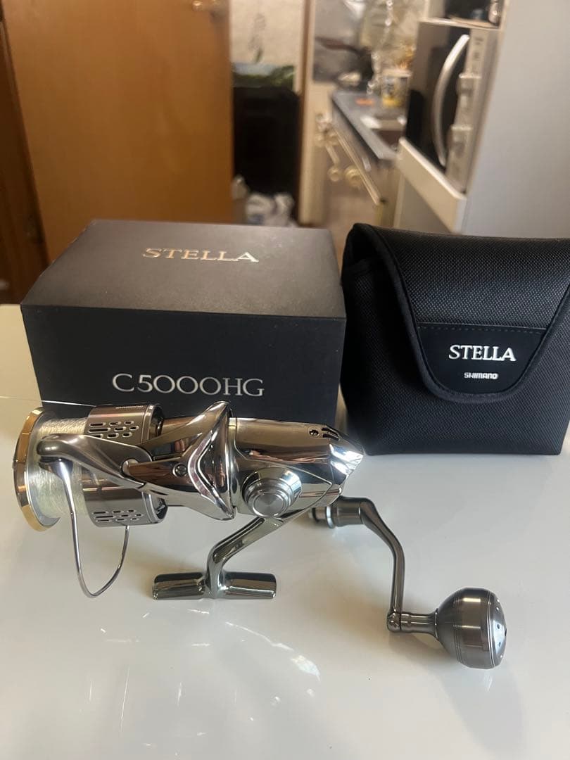Shimano Stella C5000HG リール 専用ケース付き