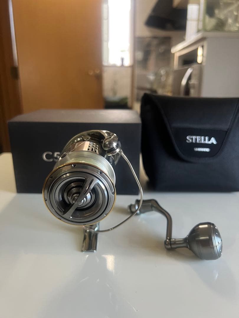 Shimano Stella C5000HG リール 専用ケース付き