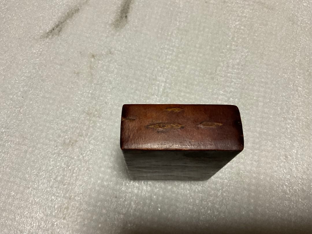 秋田県角館町桜皮細工／菖蒲模様の煙草入れ【民芸品　未使用品】。