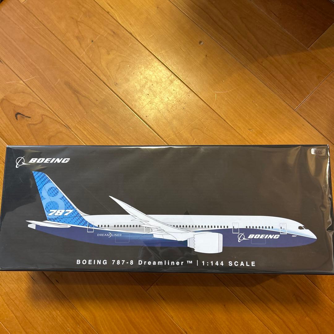 PACMIN パックミン｜B787-8 ハウスカラー　1/144 飛行機模型