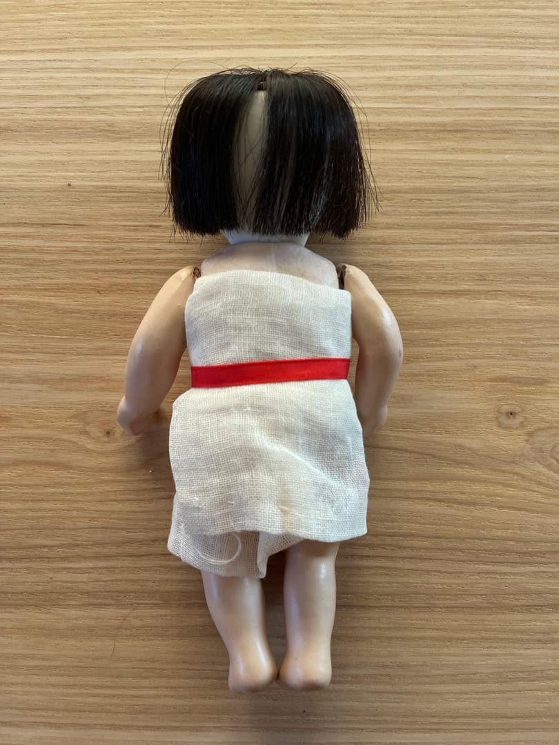 サクラビスク　赤い花柄衣装