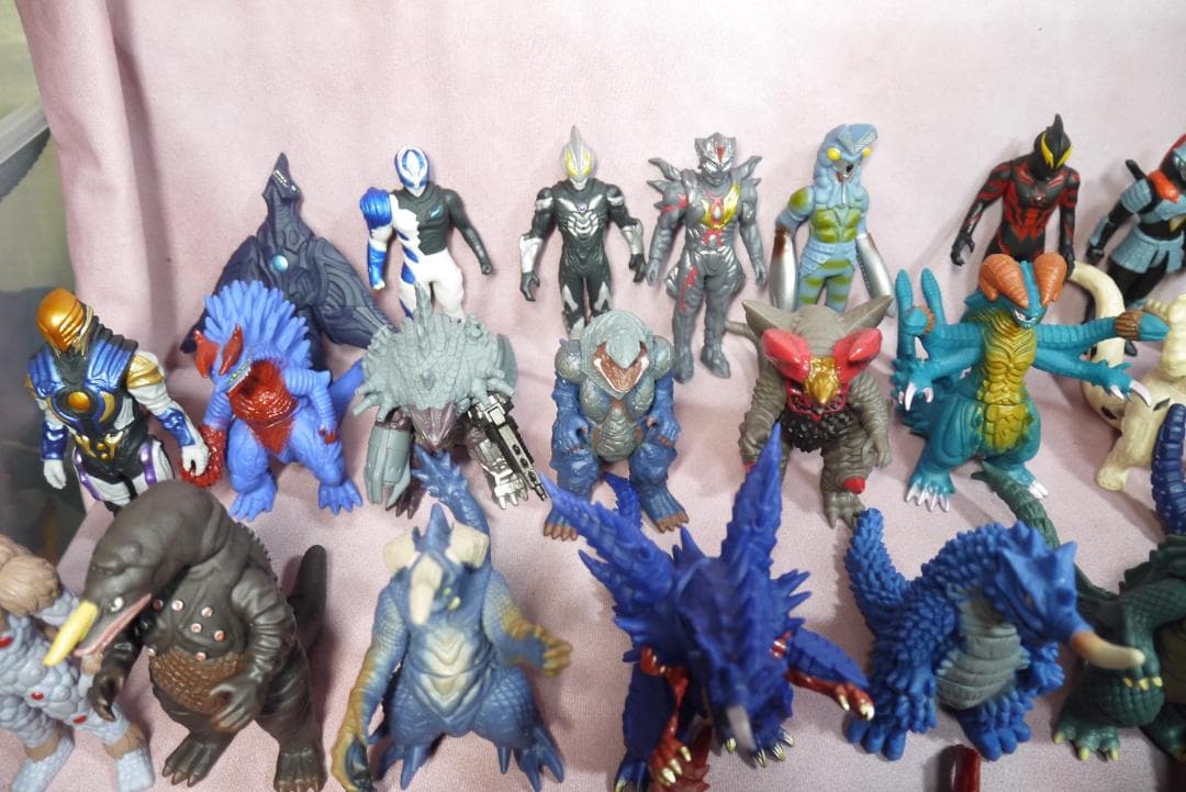 ウルトラ怪獣シリーズ500　怪獣ソフビ　83体セット