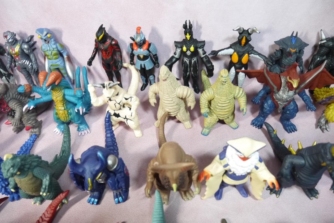 ウルトラ怪獣シリーズ500　怪獣ソフビ　83体セット