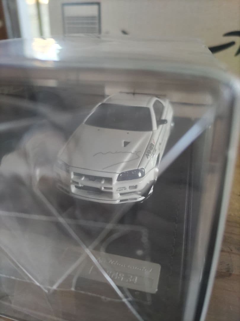 新品未開封　スカイラインGT-Rマインズ（R34）イグニッションモデル　1/43