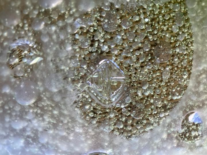 稲嶺盛吉　泡ガラス　花器　翠